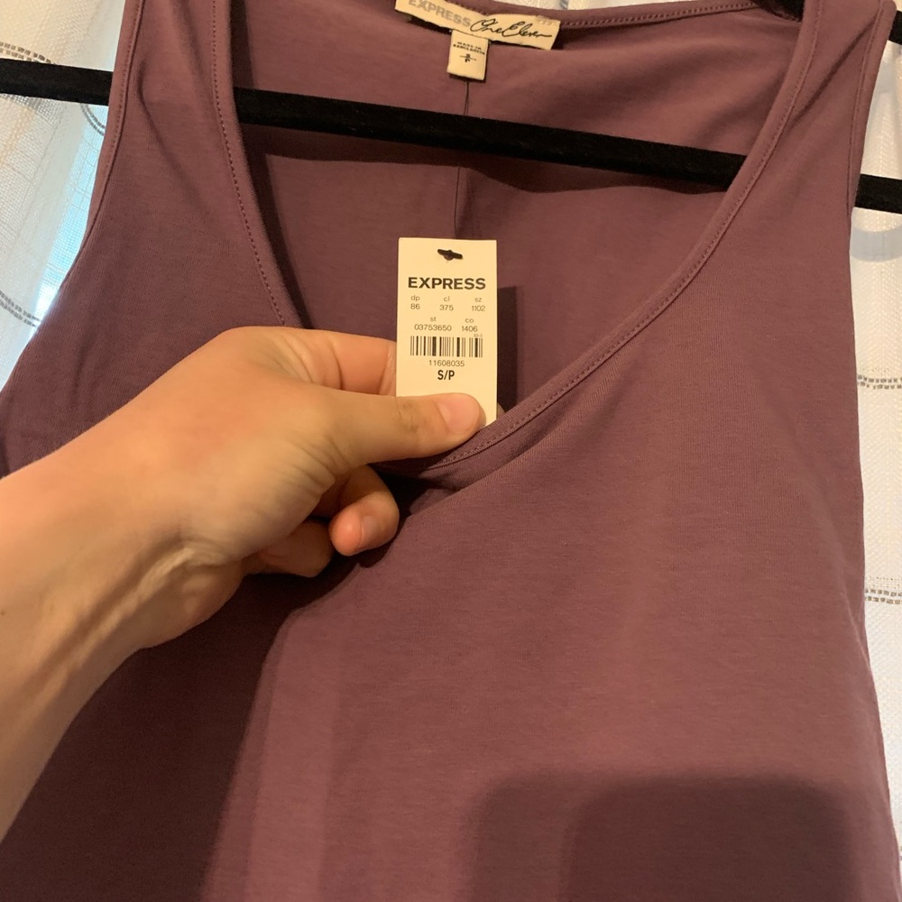 Express crop top - Picture 2 of 2